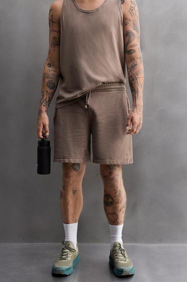 JOGGER BERMUDA SHORTS - Burgundy by Zara