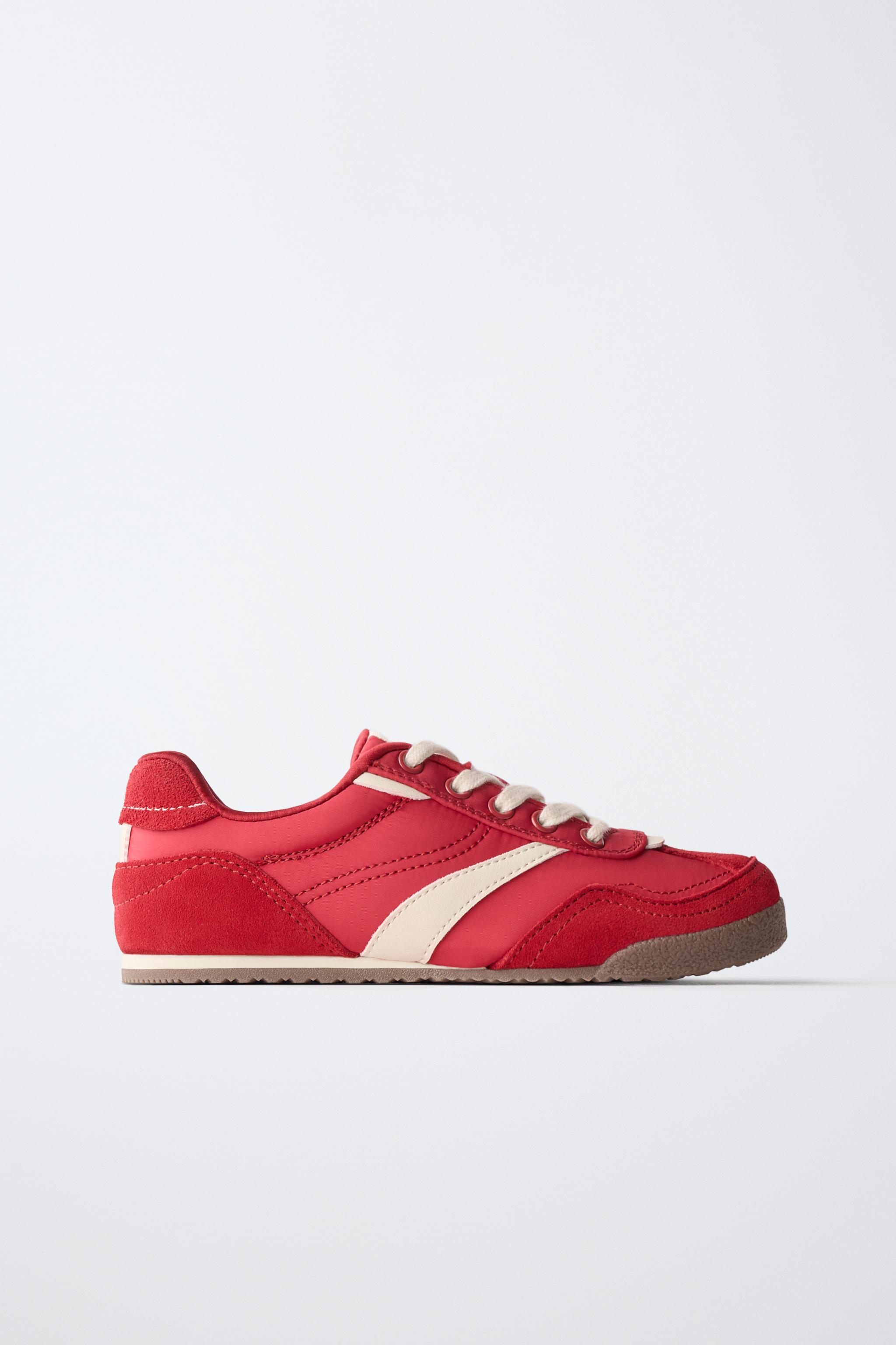 CONTRAST SNEAKERS — Red