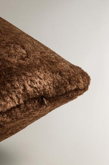 HOUSSE DE COUSSIN FAUSSE FOURRURE - Marron de Zara - Image 5