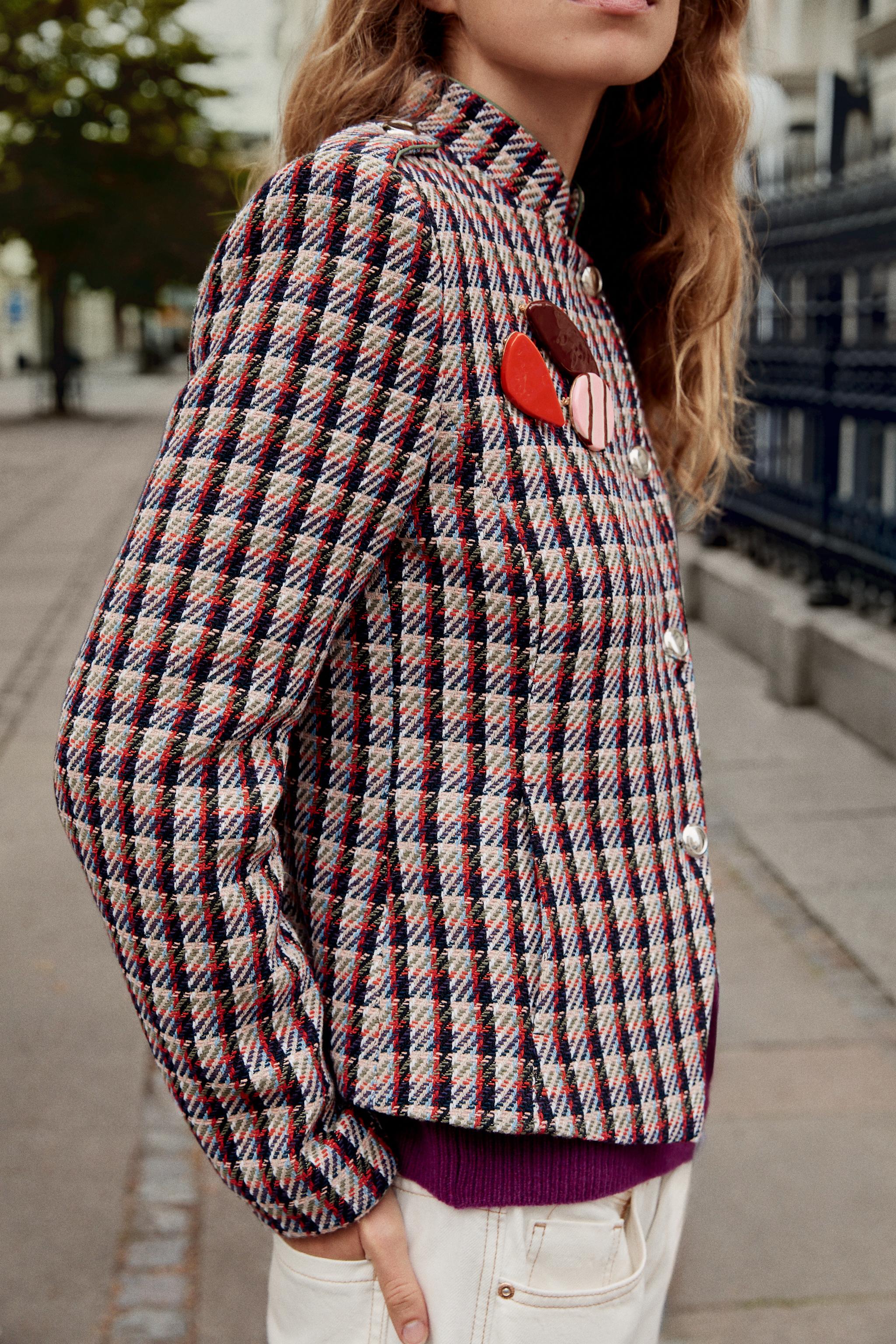 Zara Dokulu Kruvaze Blazer görsel 4