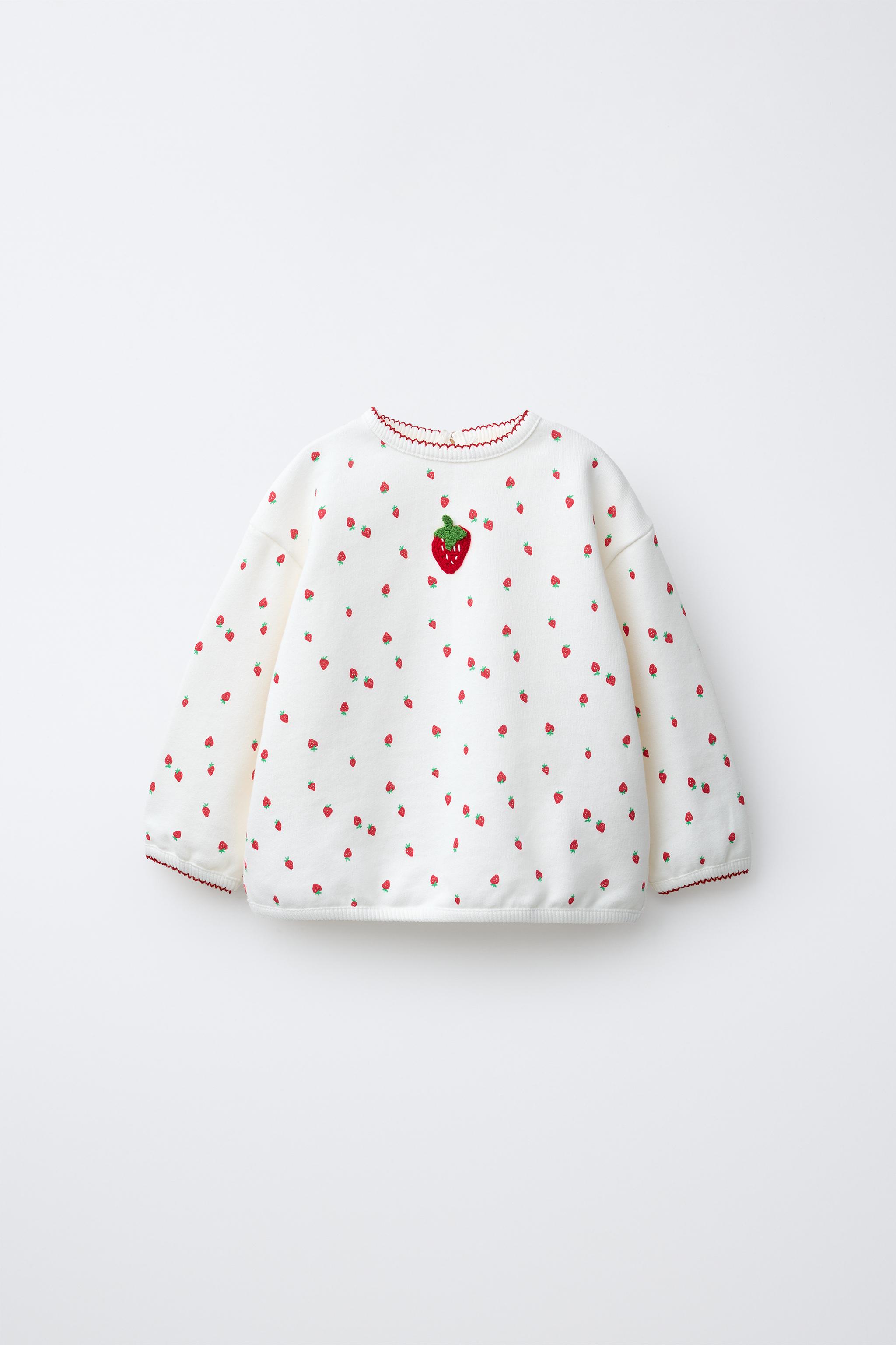 STRAWBERRY PRINT SWEATSHIRT