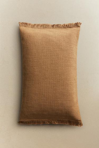 HOUSSE DE COUSSIN FRANGES - Moutarde de Zara