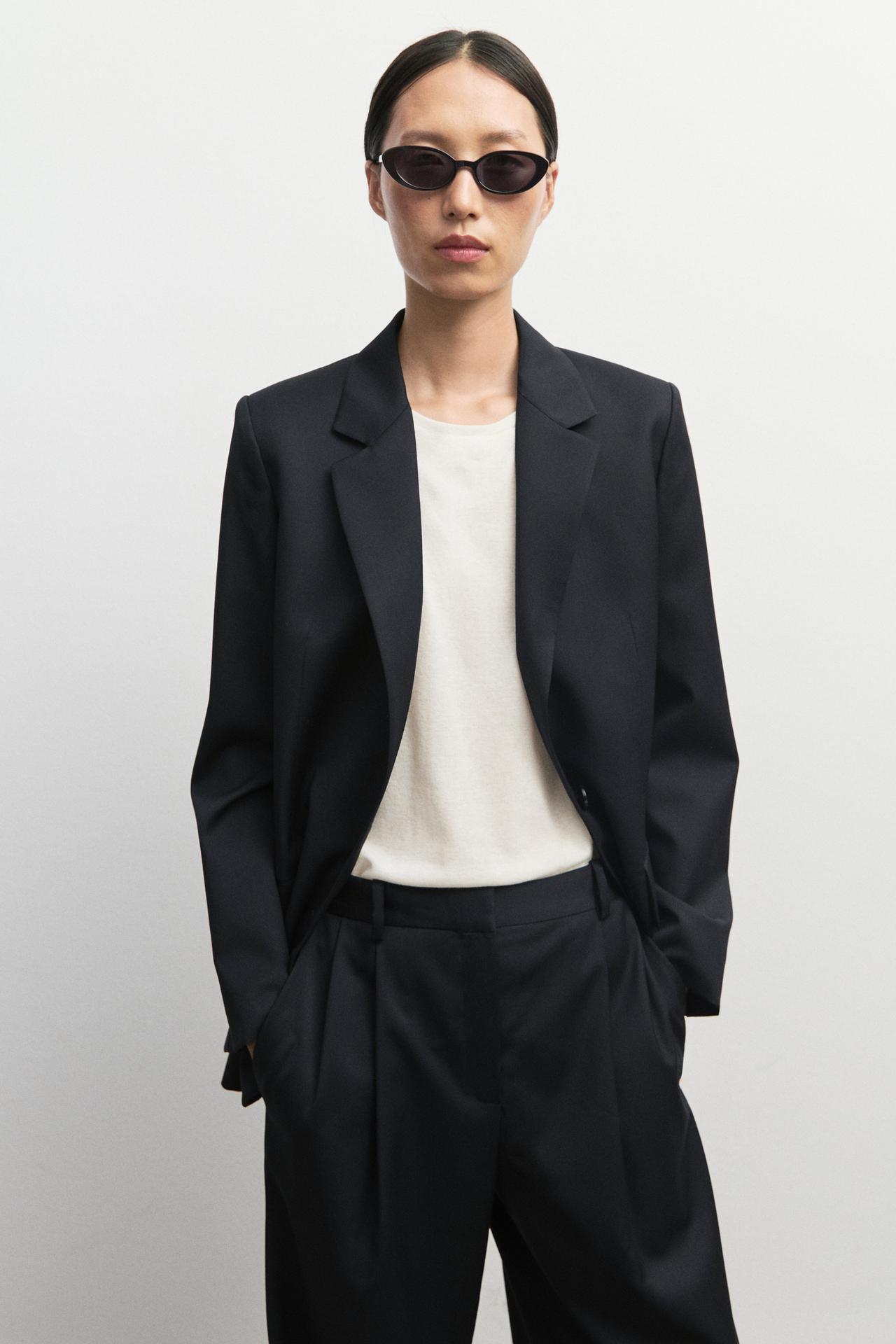 100% extra fine wool two-button blazer — Navy blue