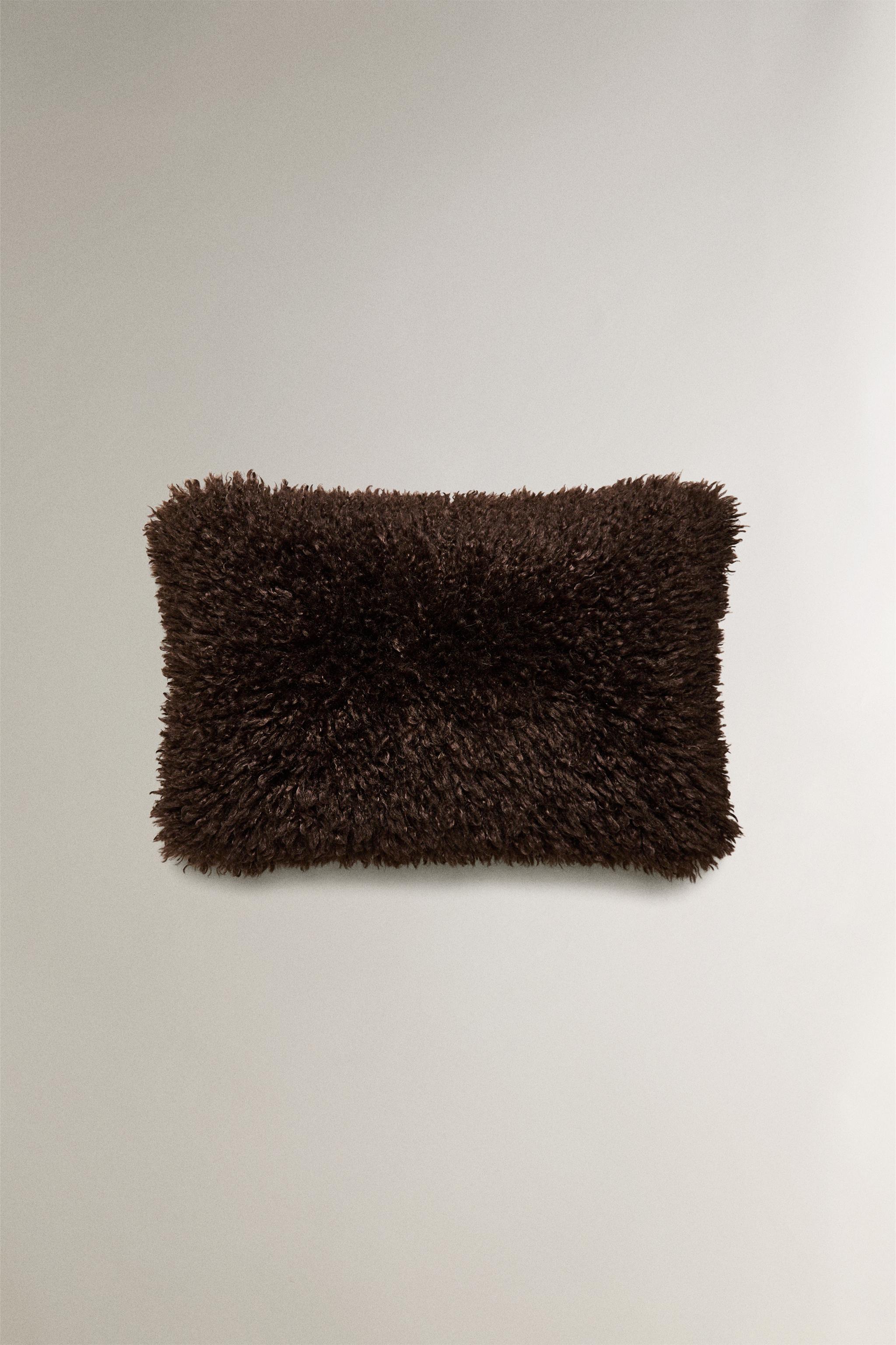 ウェーブファー クッションカバー - ブラウン | ZARA Japan / 日本