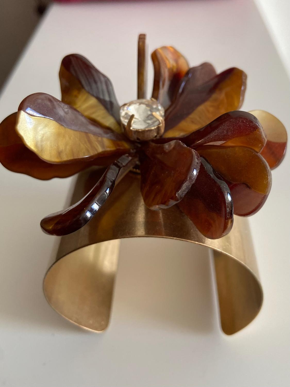 RESIN FLOWER NECKLACE - Image 5