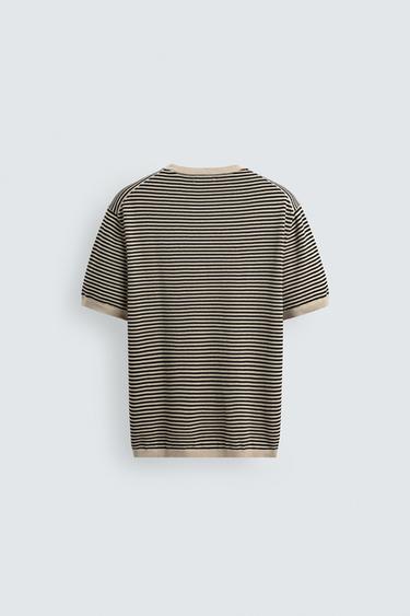 T-SHIRT EN POINT DE COTON ET LIN À RAYURES - Écru / Noir de Zara - Image 7