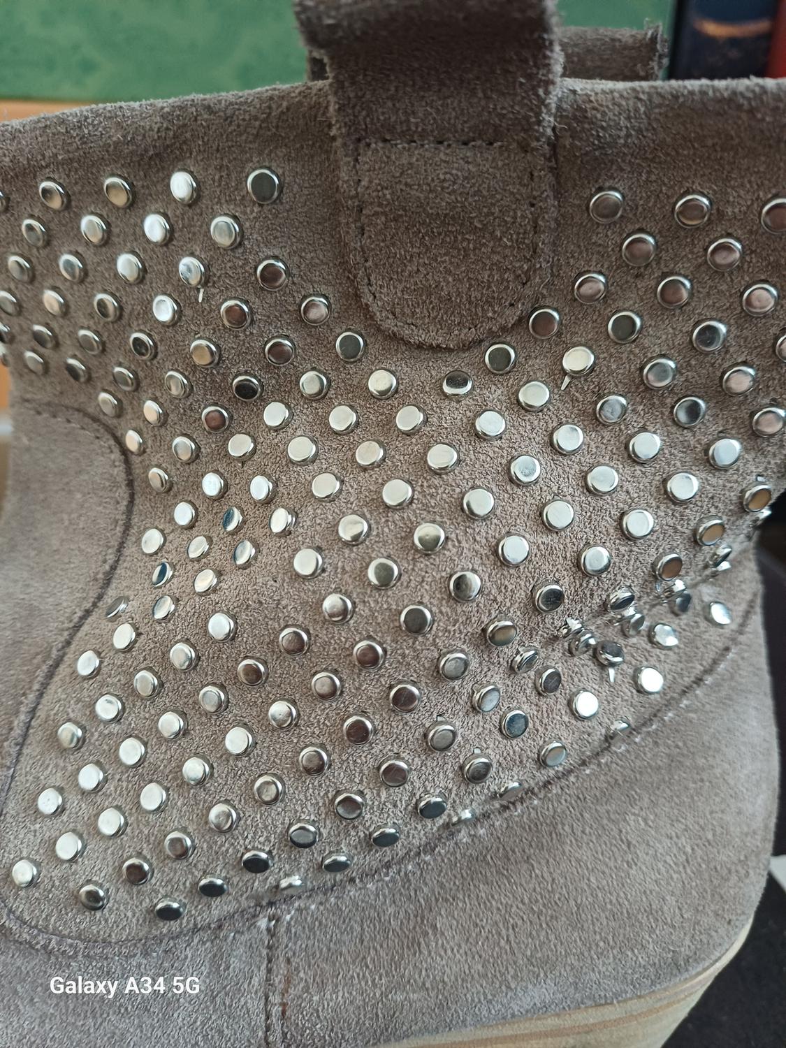 BOTIN ANTE TACHAS - Image 4