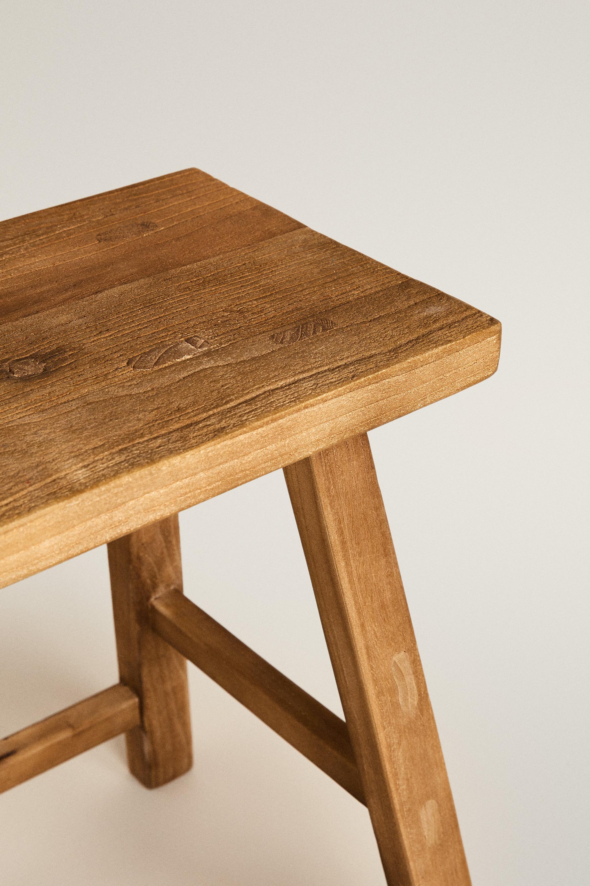 ELM WOOD STOOL