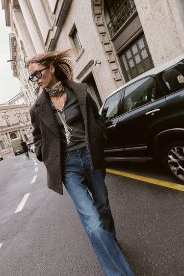 ABRIGO SEMILARGO CRUZADO BOUCLÉ - Marrón oscuro de Zara