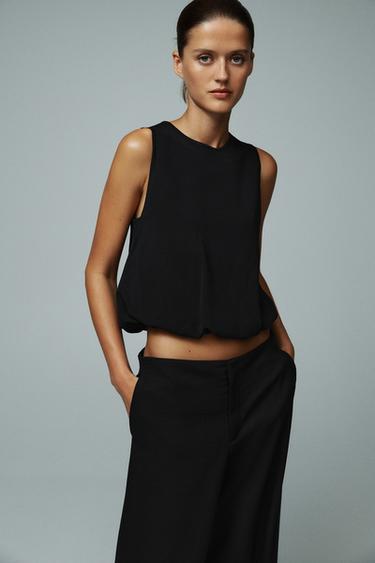 TOP PUNTO BAJO ABULLONADO - Negro de Zara