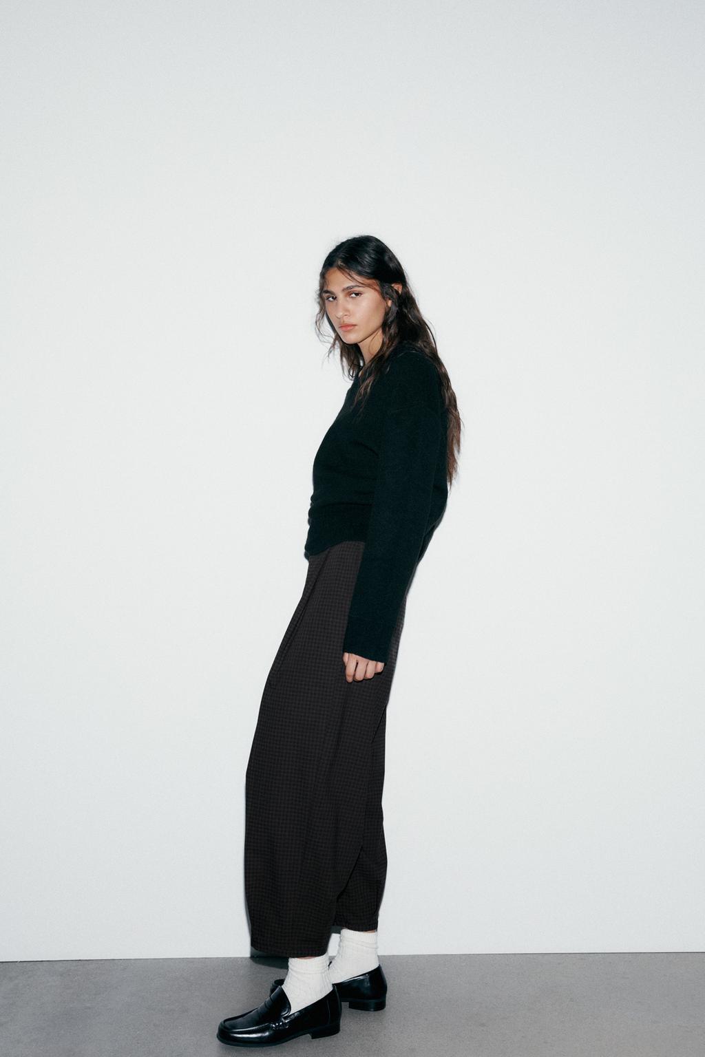 CHECKED PANTS WITH DARTS - image 2