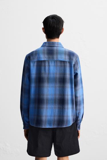 CHEMISE À CARREAUX AVEC POCHE - Bleu de Zara - Image 2