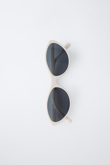 LUNETTES DE SOLEIL ŒIL-DE-CHAT EN PLASTIQUE - Blanc cassé de Zara - Image 3