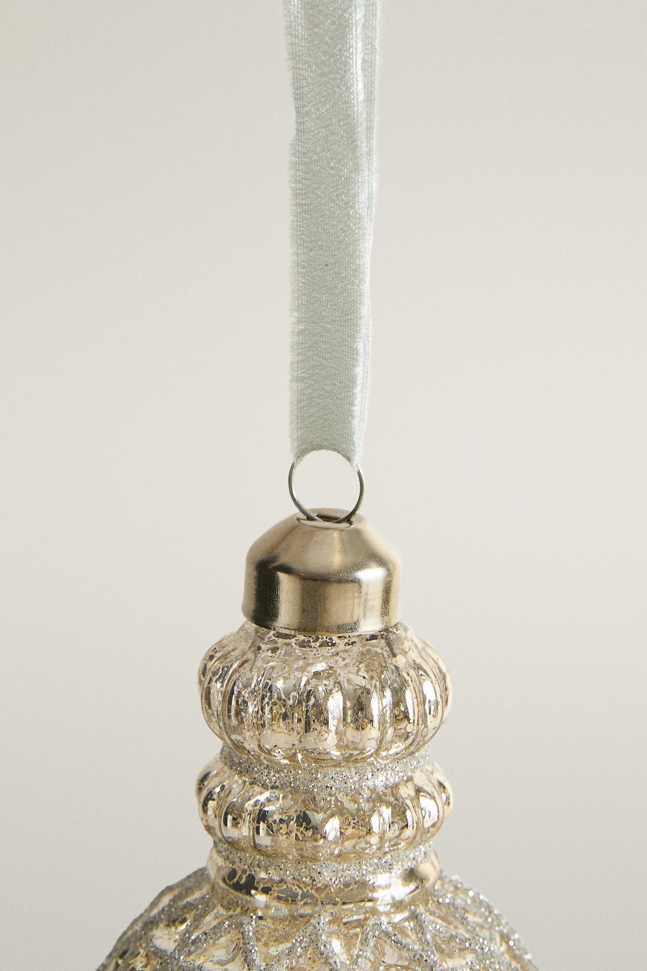 GLASS RELIEF CHRISTMAS TREE ORNAMENT — Silver