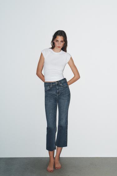 JEANS TRF CROPPED FLARE بسرج عالٍ - بحري الخاص بـ Zara