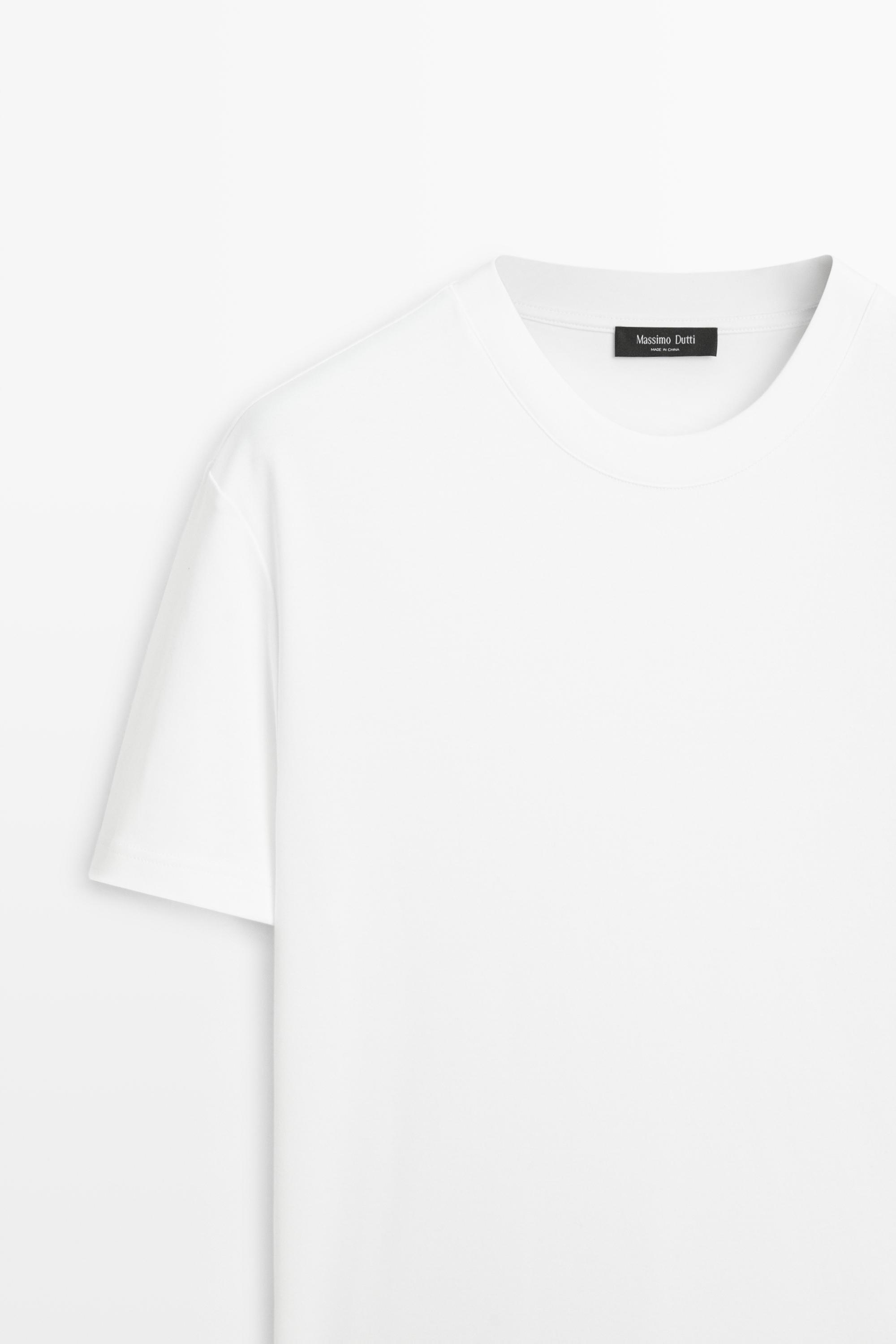 T-shirt manches courtes détail couture