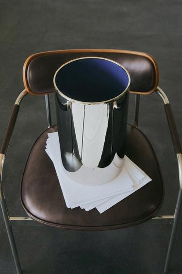 CYLINDRICAL METAL PENCIL HOLDER - Silver by Zara