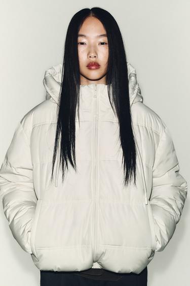 SHORT WATER-REPELLENT AND WINDPROOF HOODED ANORAK - Ecru by Zara