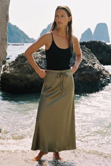 FALDA MIDI SATINADA CINTURÓN - Oliva oscuro de Zara