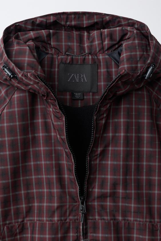 BLOUSON À CARREAUX DÉPERLANT - Bordeaux de Zara - Image 6