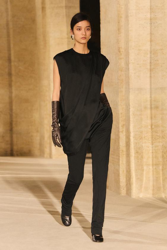 Zara Flowing slim fit pants - LIMITED EDITION - Black - Image 0