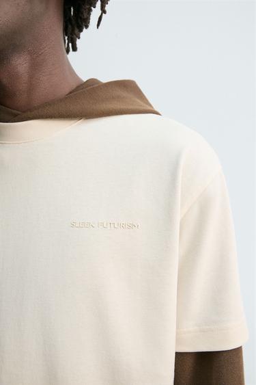 T-SHIRT À INSCRIPTION EN RELIEF - Blanc cassé de Zara - Image 4
