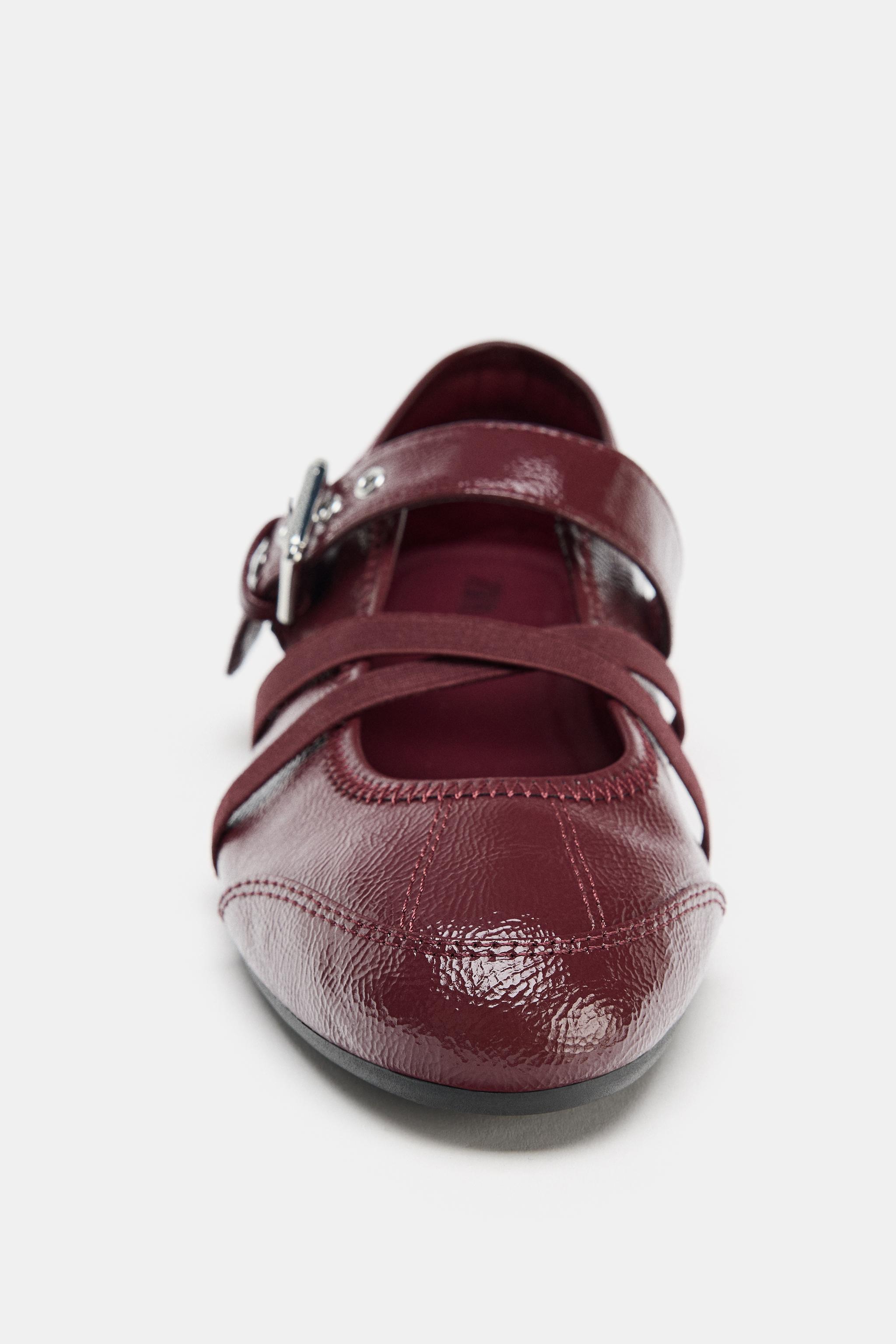 PATENT EFFECT BALLET FLATS WITH BUCKLES
