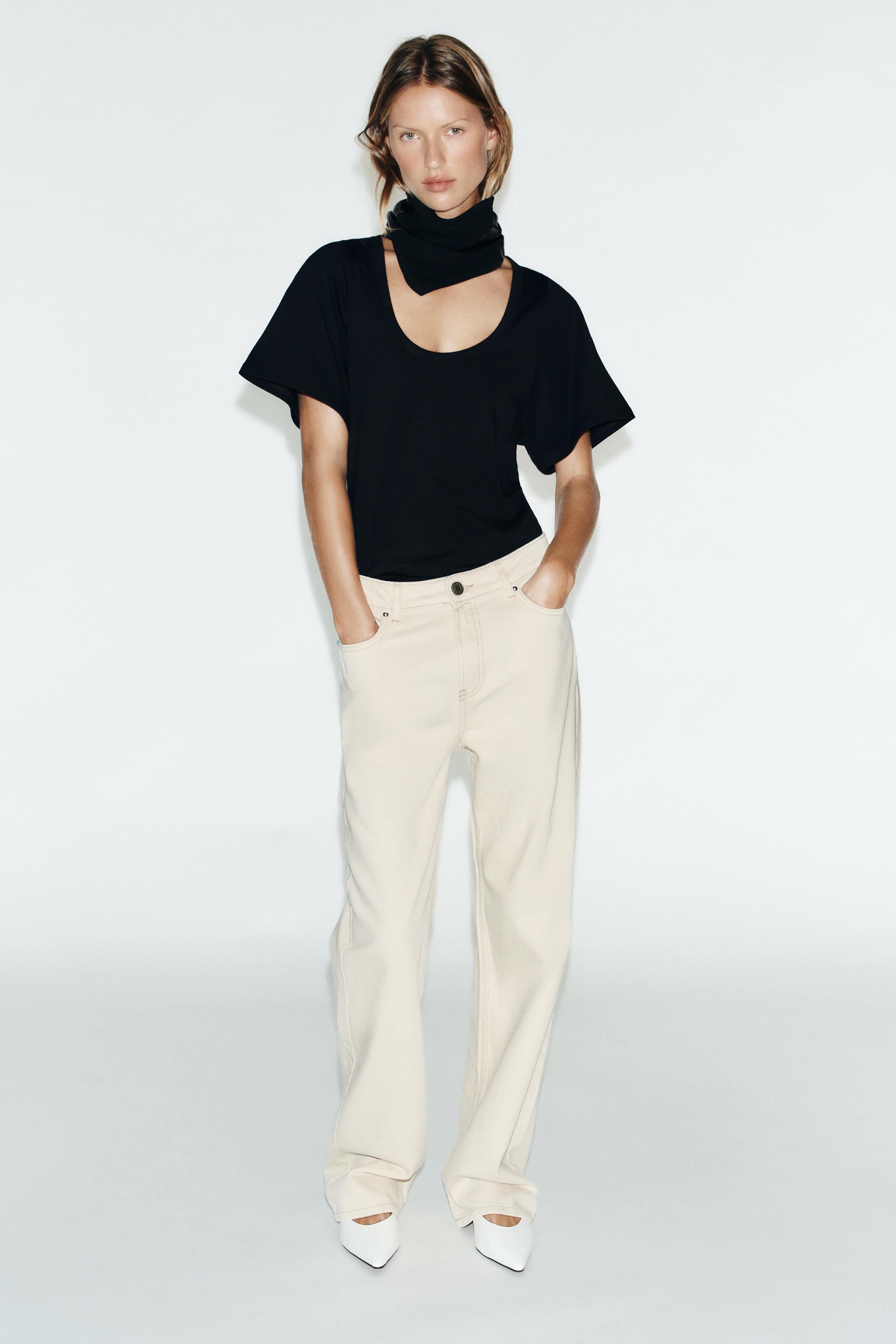 ROUND NECK T-SHIRT