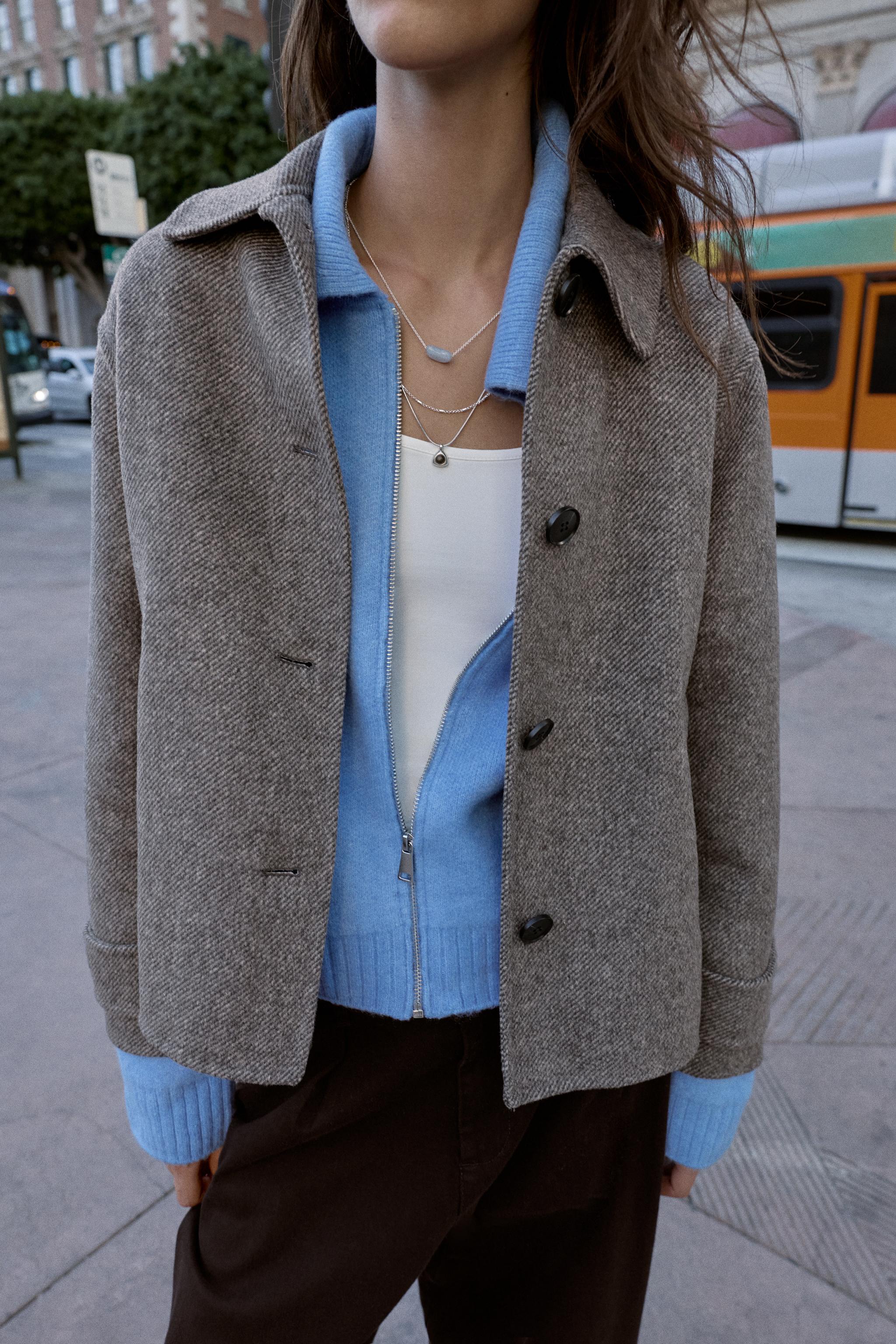 MANTEAU COURT AVEC LAINE