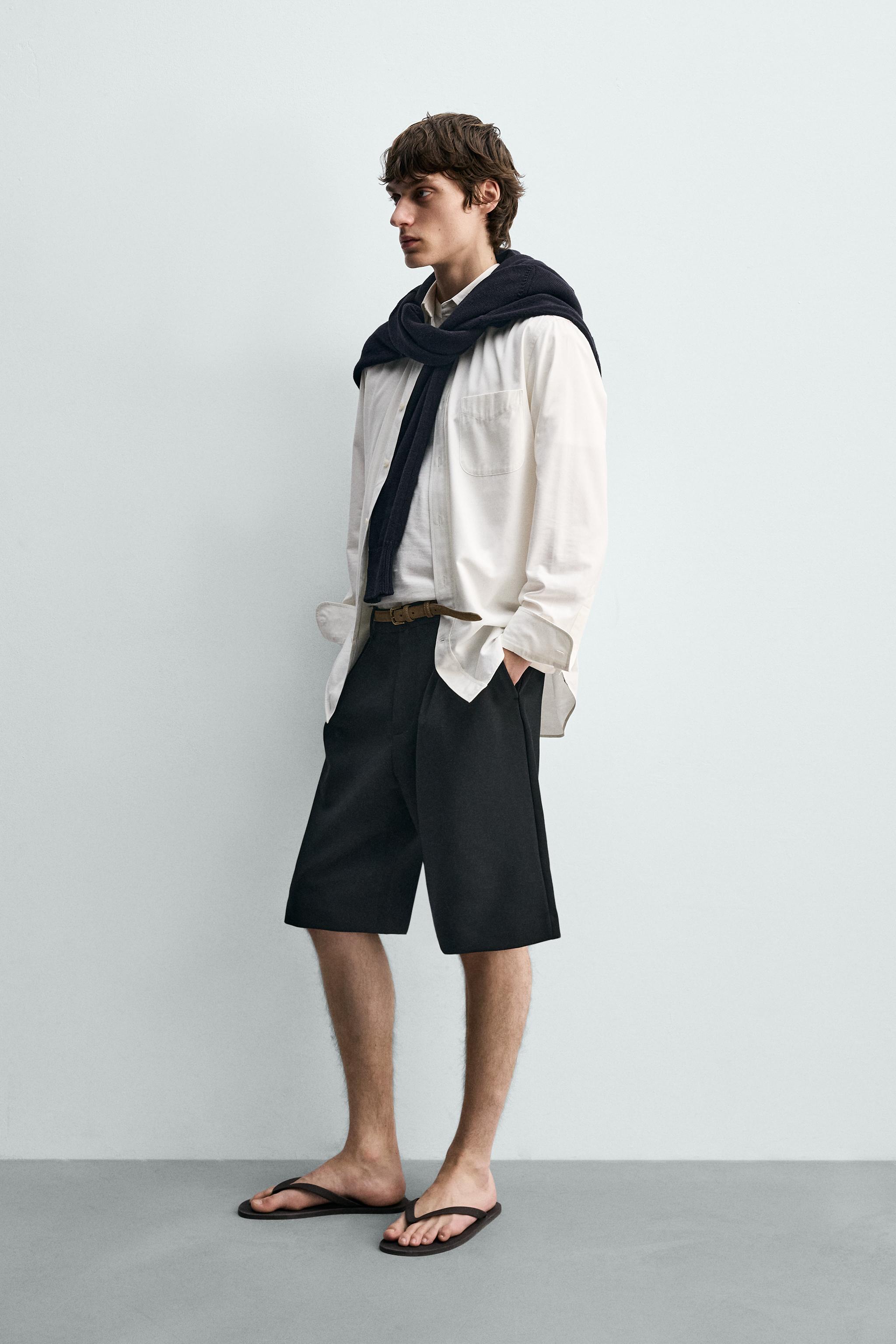 FLOWY PLEATED SHORTS
