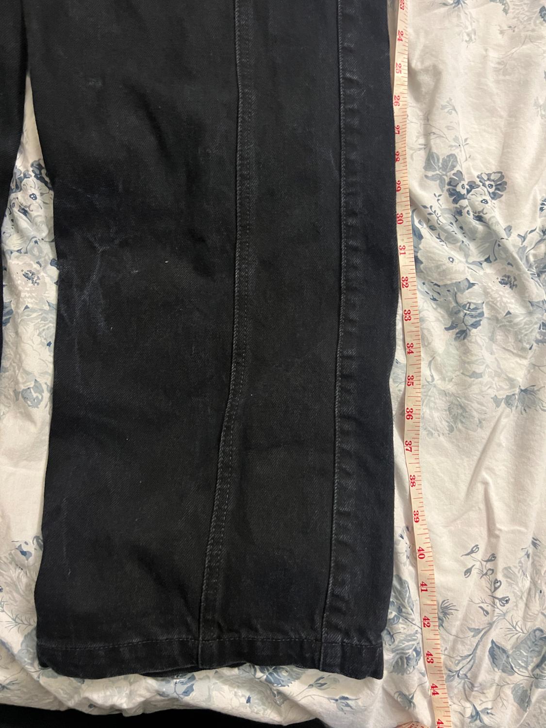 SEAM DETAIL RELAXED FIT JEANS - Image 4