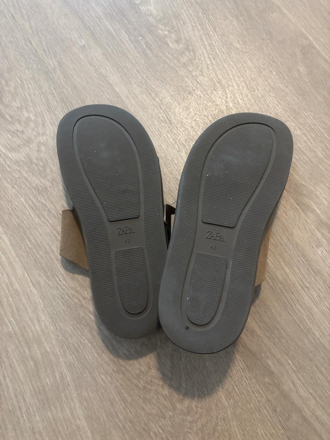 TWO STRAP SUEDE SANDALS - Image 2