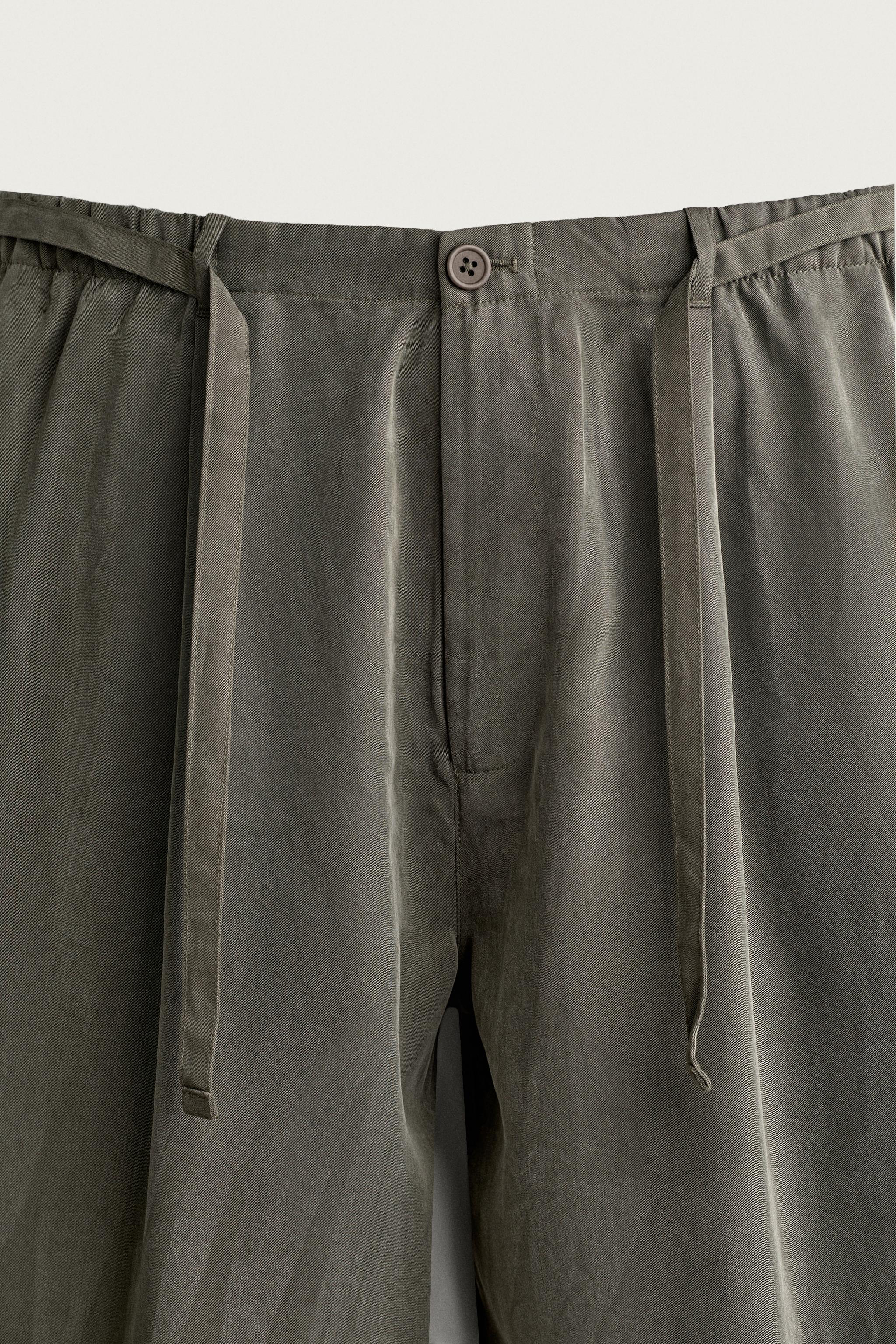 RELAXED-FIT FLOWY PANTS