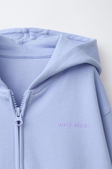 SWEAT ZIPPÉ INTERLOCK AVEC INSCRIPTION EN RELIEF - Bleu pastel de Zara - Image 2