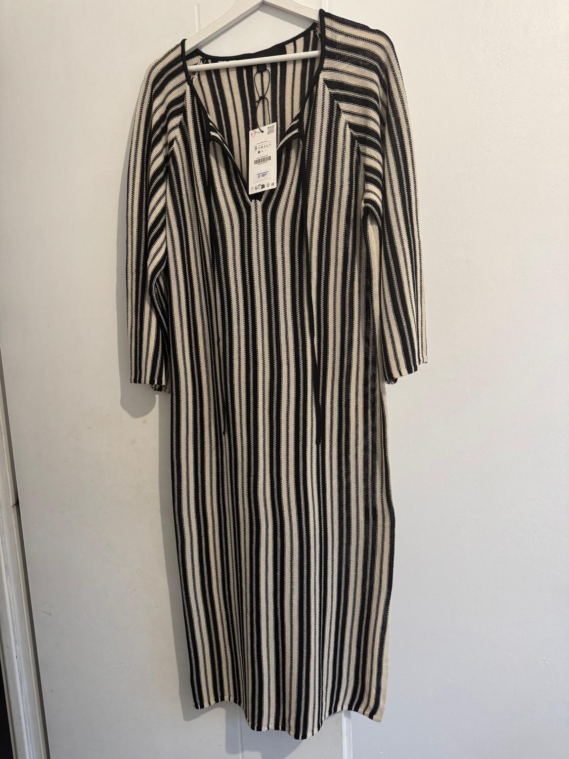 STRIPED KNIT DRESS WITH LINEN - Image 4