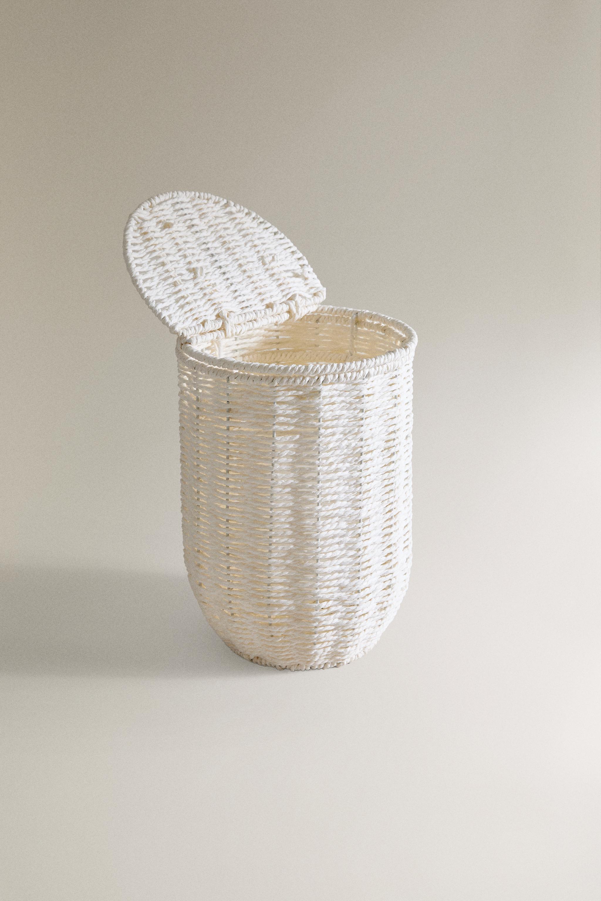 BATHROOM TRASH CAN WITH REMOVABLE LID — White