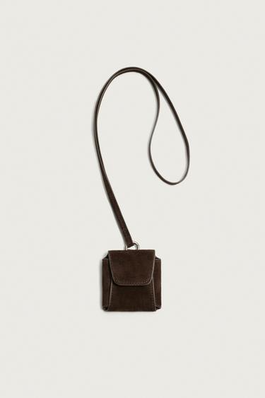 LEATHER EARPHONE HOLDER WITH PENDANT - Brown by Zara