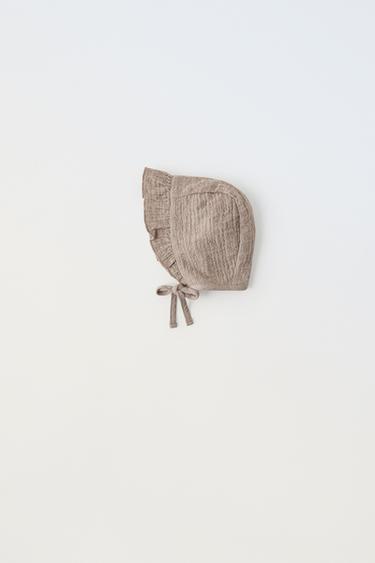 BONNET WITH FLORAL EMBROIDERY - Sand by Zara - Image 0