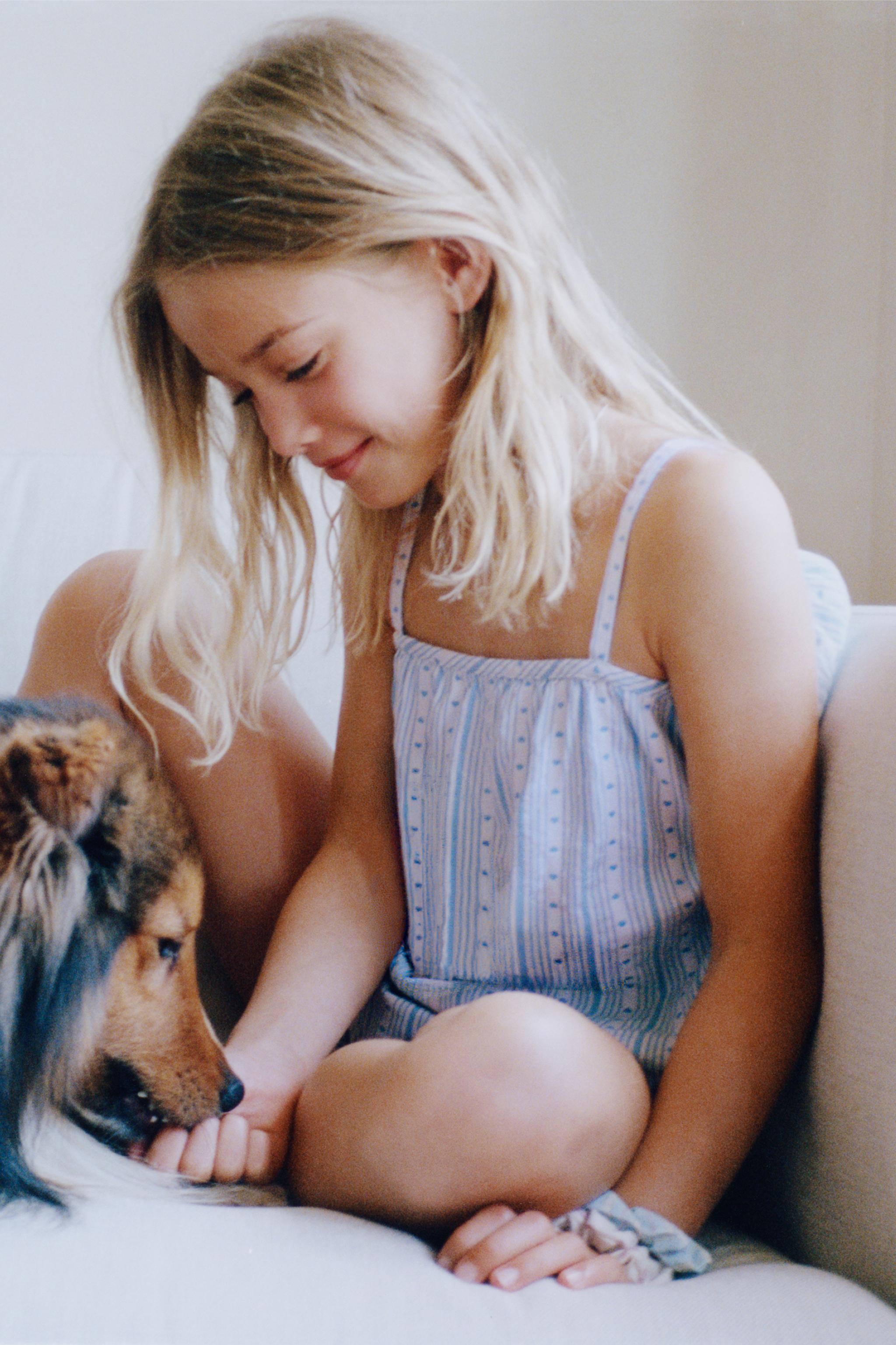 6-14 YEARS / STRIPE AND HEART PRINT PYJAMAS — Light blue
