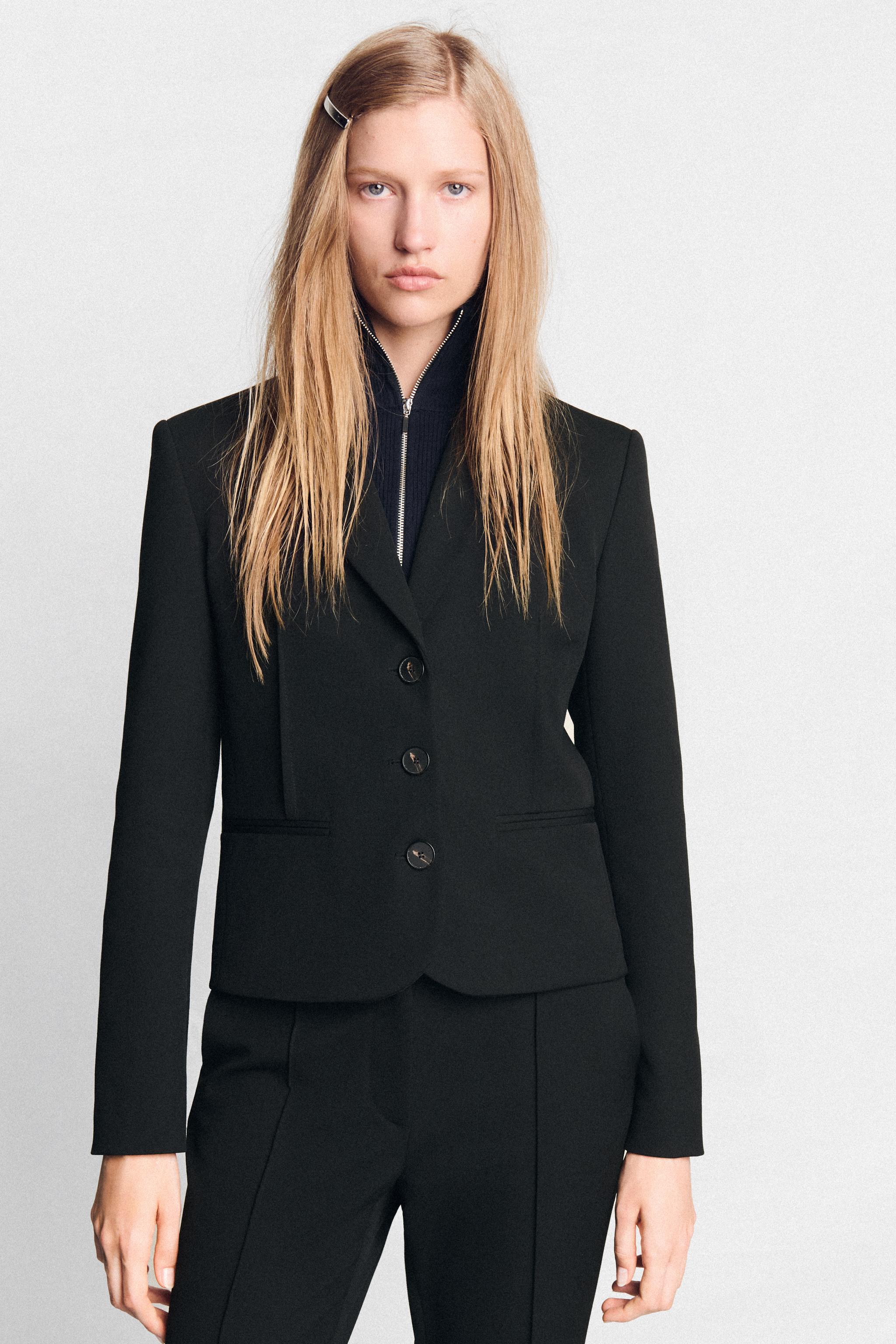 CROPPED SEAMED BLAZER — Black