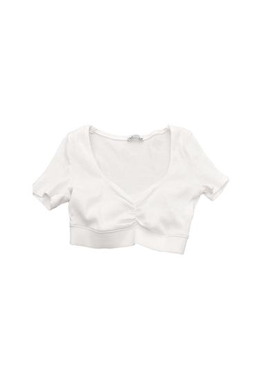 WHITE RIPPLED TOP