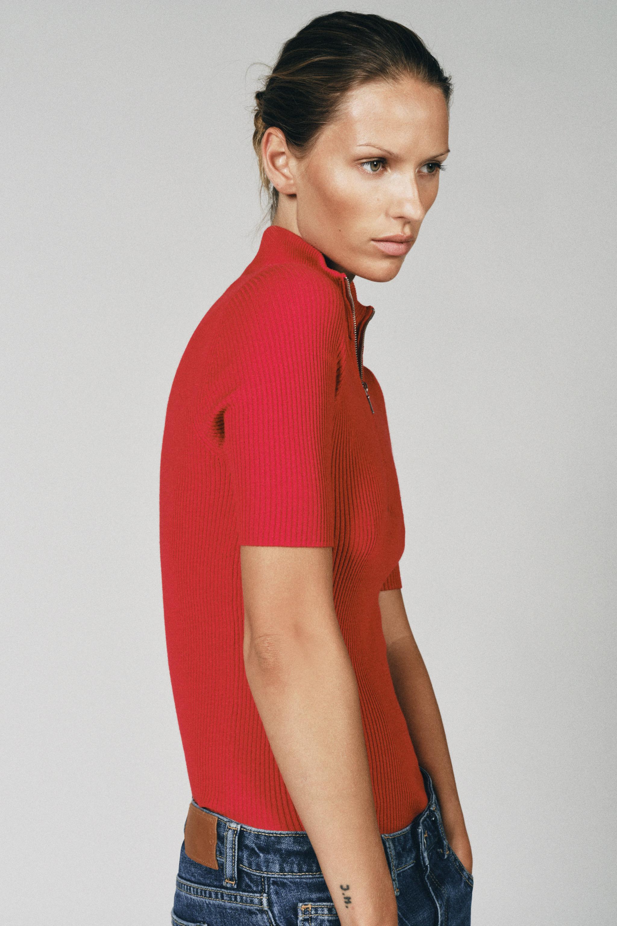 Женские свитеры Zara FITTED RIBBED KNIT TOP — фото 4