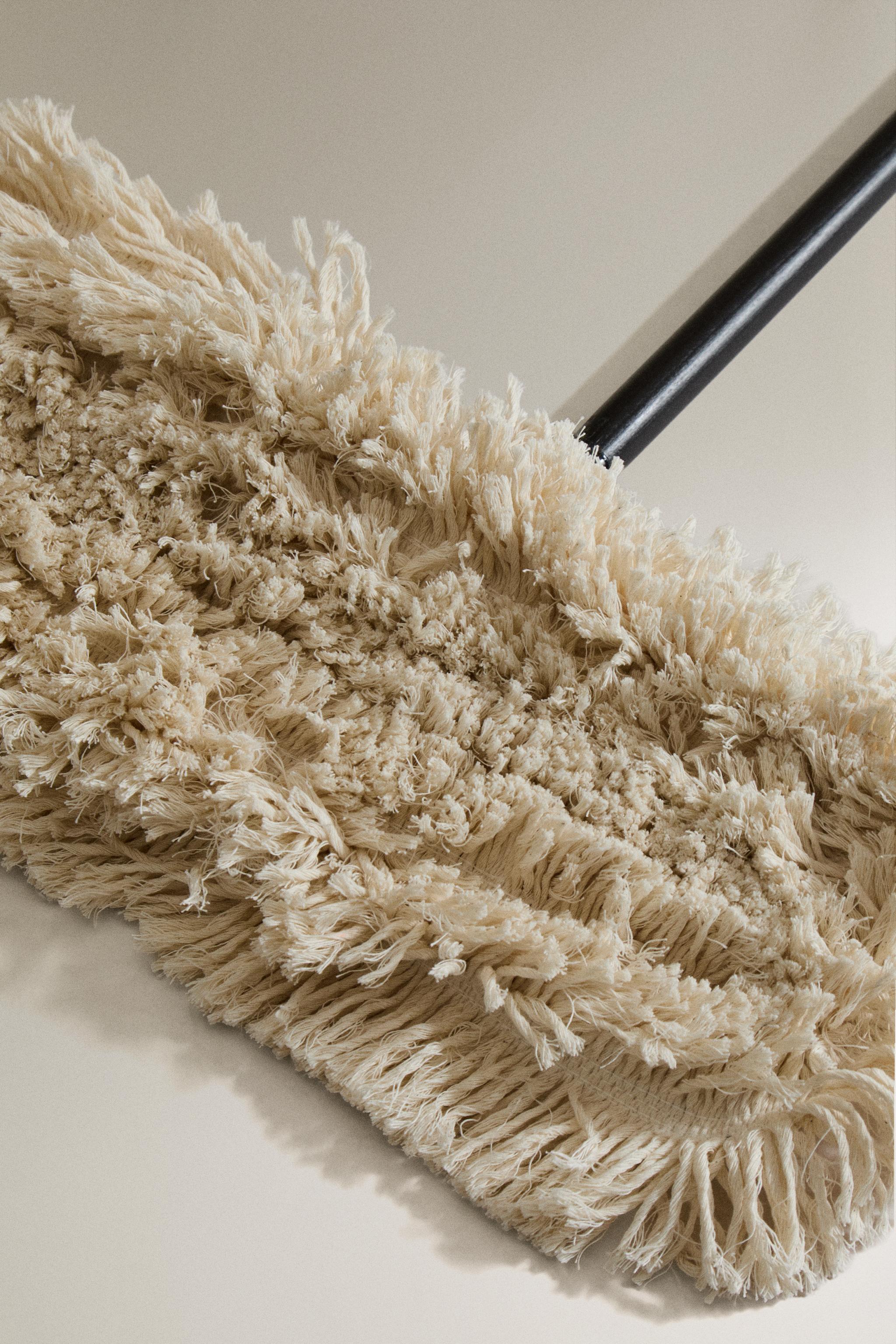 WOODEN CLEANING MOP