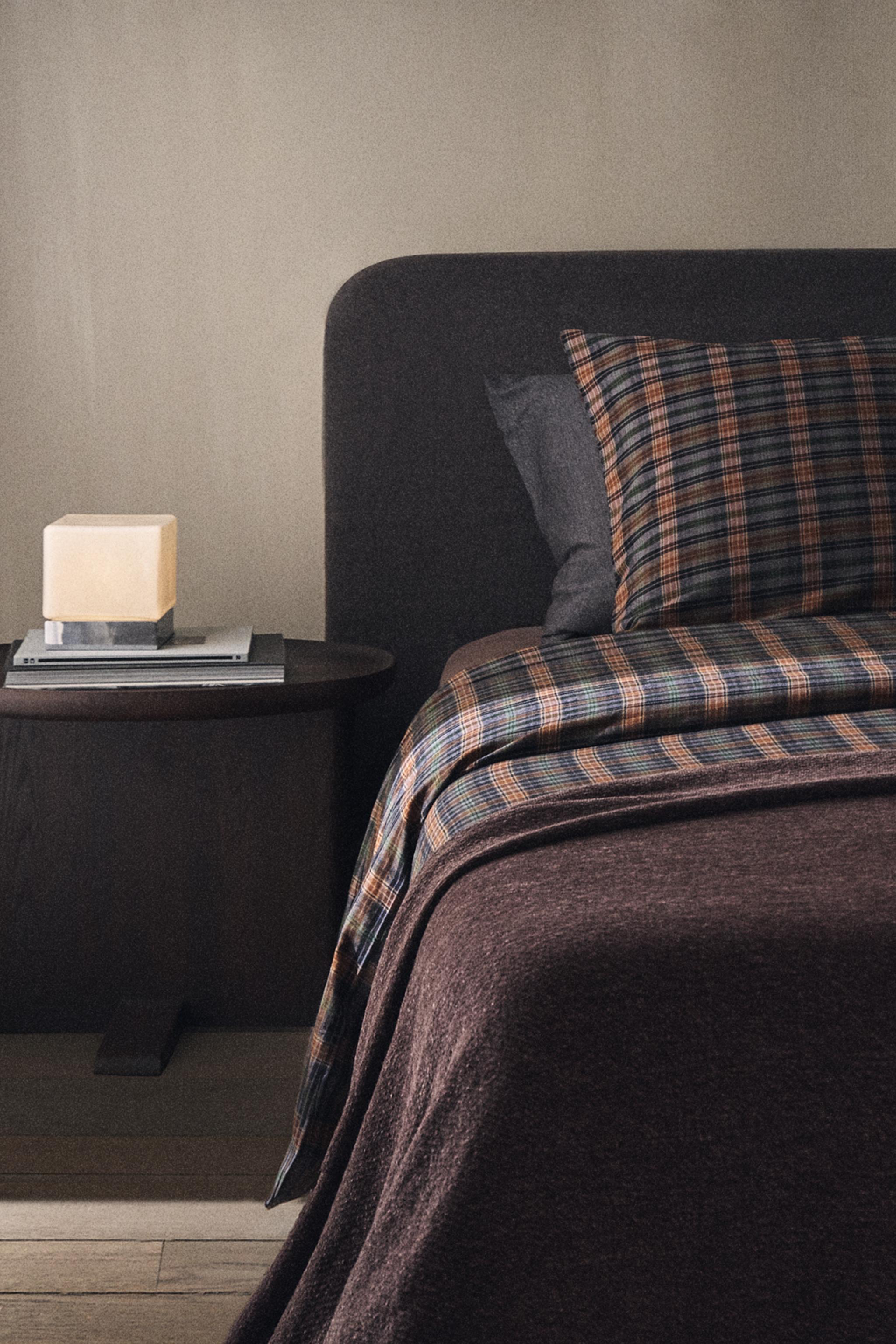 HOUSSE DE COUETTE EN FLANELLE À CARREAUX