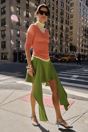 ROK PENDEK LANCIP ZW COLLECTION - Hijau dari Zara