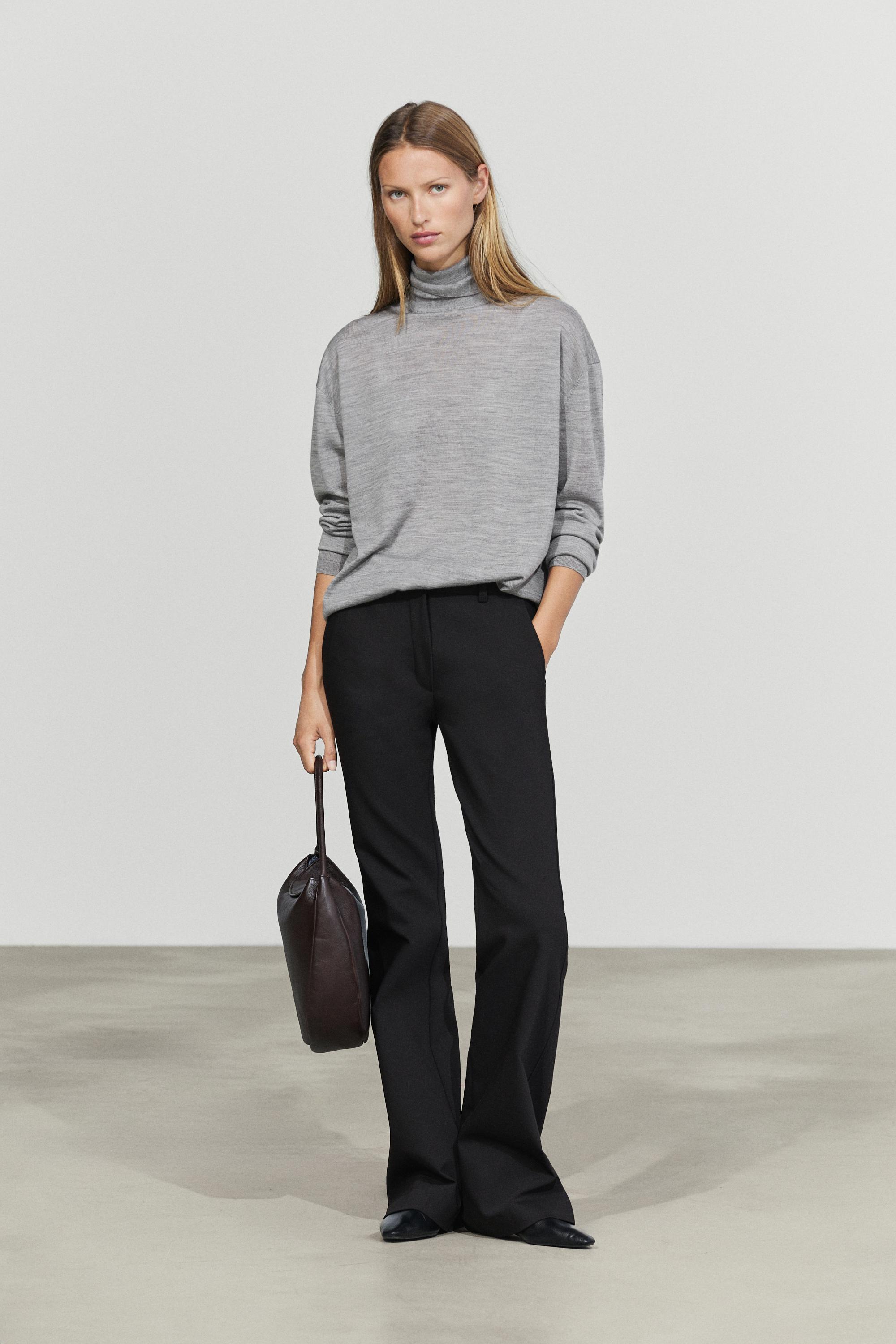 100% wool turtleneck knit sweater — Gray