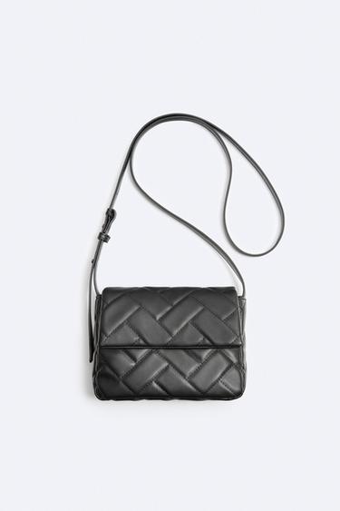 СТЕГАНАЯ СУМКА С КЛАПАНОМ — Черный от Zara — изображение 0
