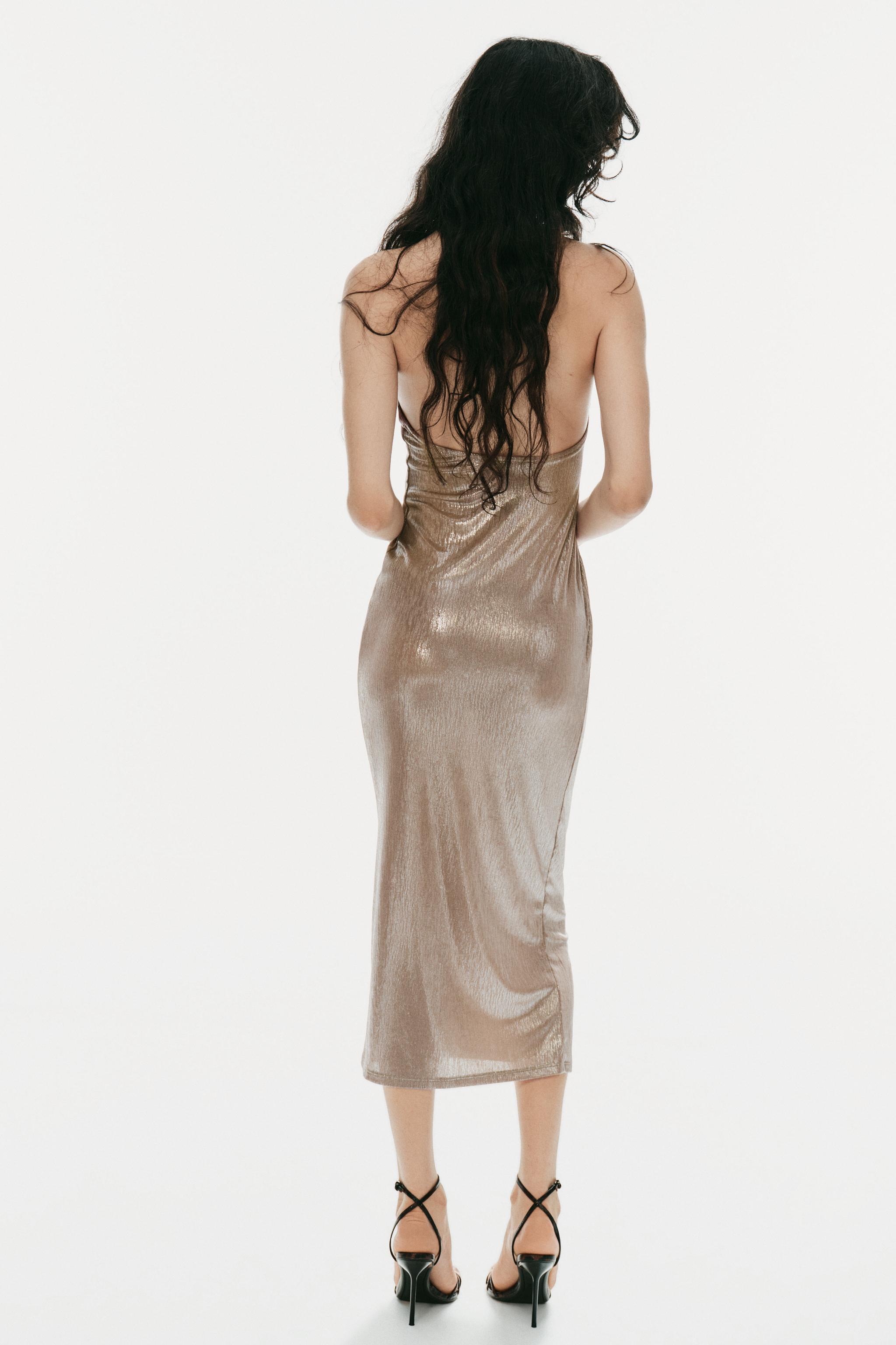 ROBE MI-LONGUE HALTER EFFET MÉTALLISÉ