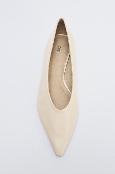 BAILARINA PLANA PIEL - Blanco Crudo de Zara