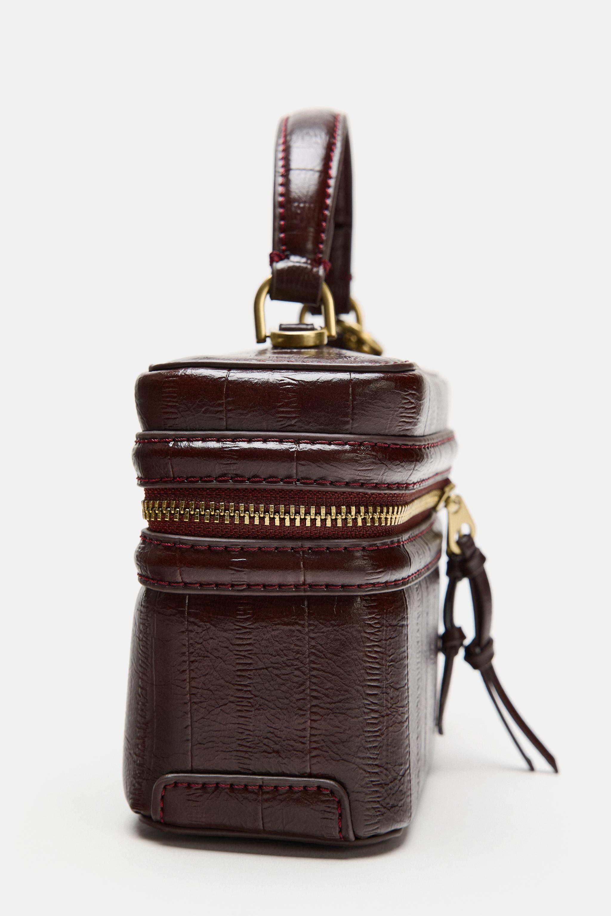CHARM VANITY BAG